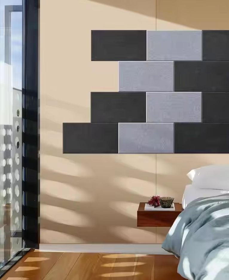 Polyesterikuituiset akustiset paneelit